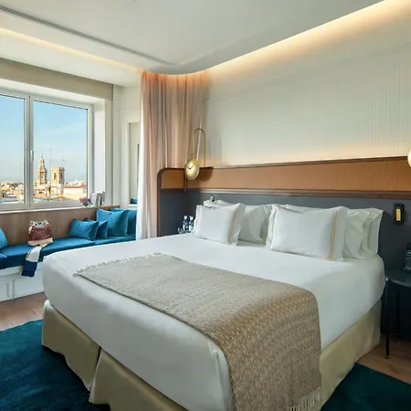Only Hotell 5*