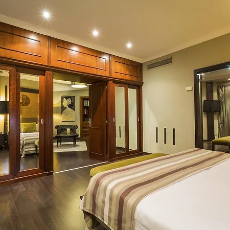 Only Hotel